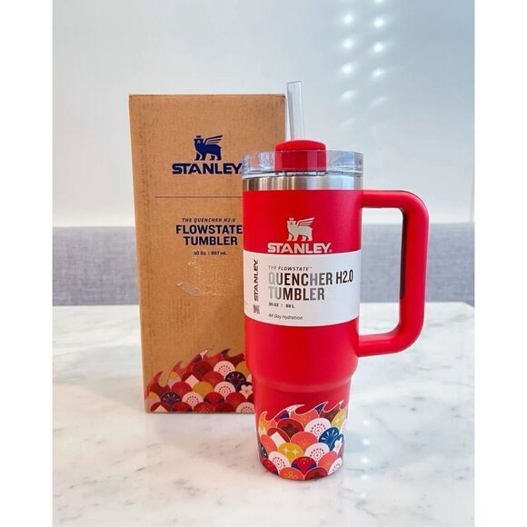 Stanley Lunar Red Dragon Lunar Chinese New Year H2.0 Flowstate Tumbler 30oz - Picture 1 of 5